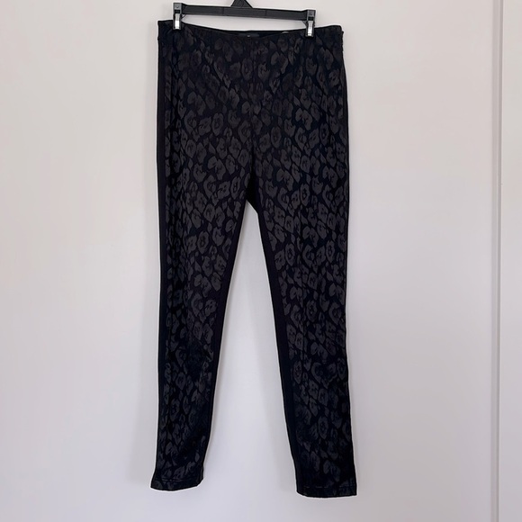 White House Black Market Pants - WHBM The Skinny Ankle Stretch Pants High Rise Black Leopard Print